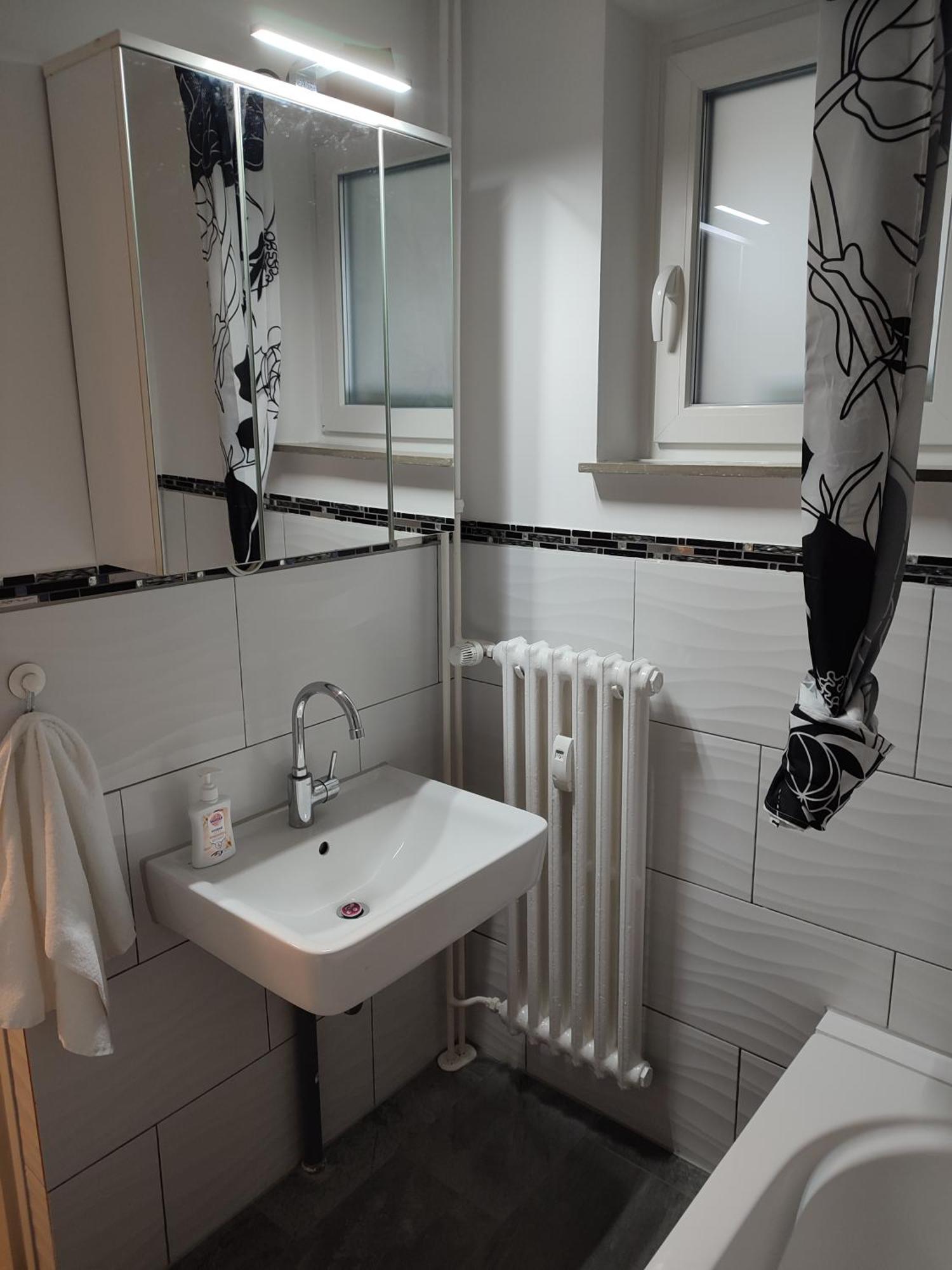 A&M Living Appartement Hamburg-Harburg Buitenkant foto